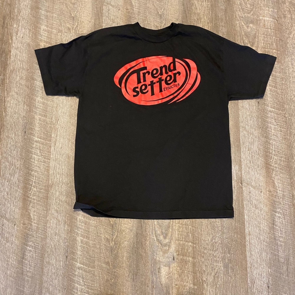 TREND Setter tee Preown X-Large